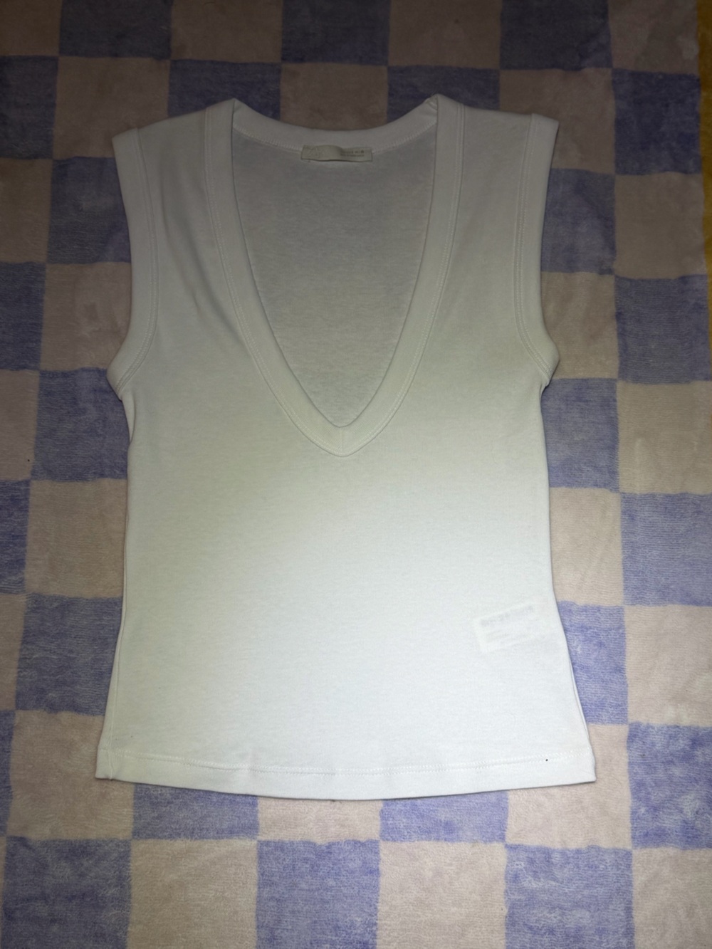 Zara White V-Neck Sleeveless tank Top